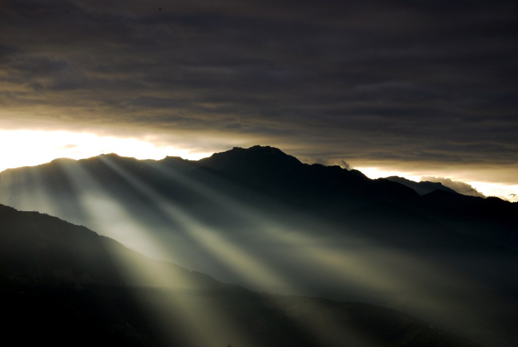 光. Light by Pan via Flickr